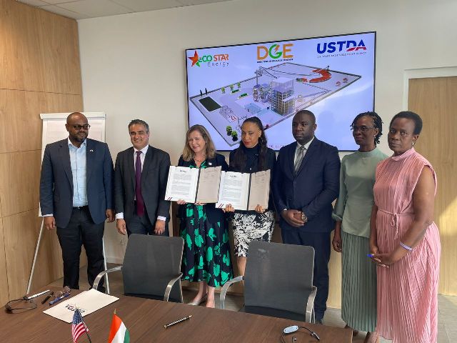 Signature d'Accord de Subvention entre l'Agence amricaine du commerce et du dveloppement (USTDA) et Ecostar Energy Cte d'Ivoire pour le Dveloppement d'une Centrale Electrique  Biomasse