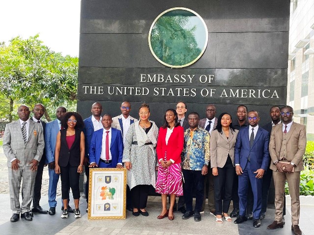 Communiqu de presse : L'Ambassade des tats-Unis clbre les diplms du programme de Master MCC en Cte d'Ivoire